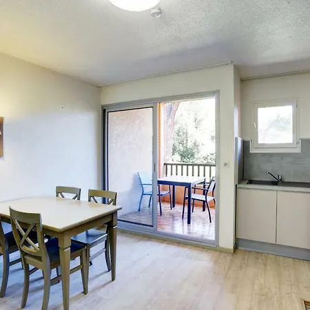 Apartamento Hostnfly - Magnificent Apt With Swimming Pool And Tennis